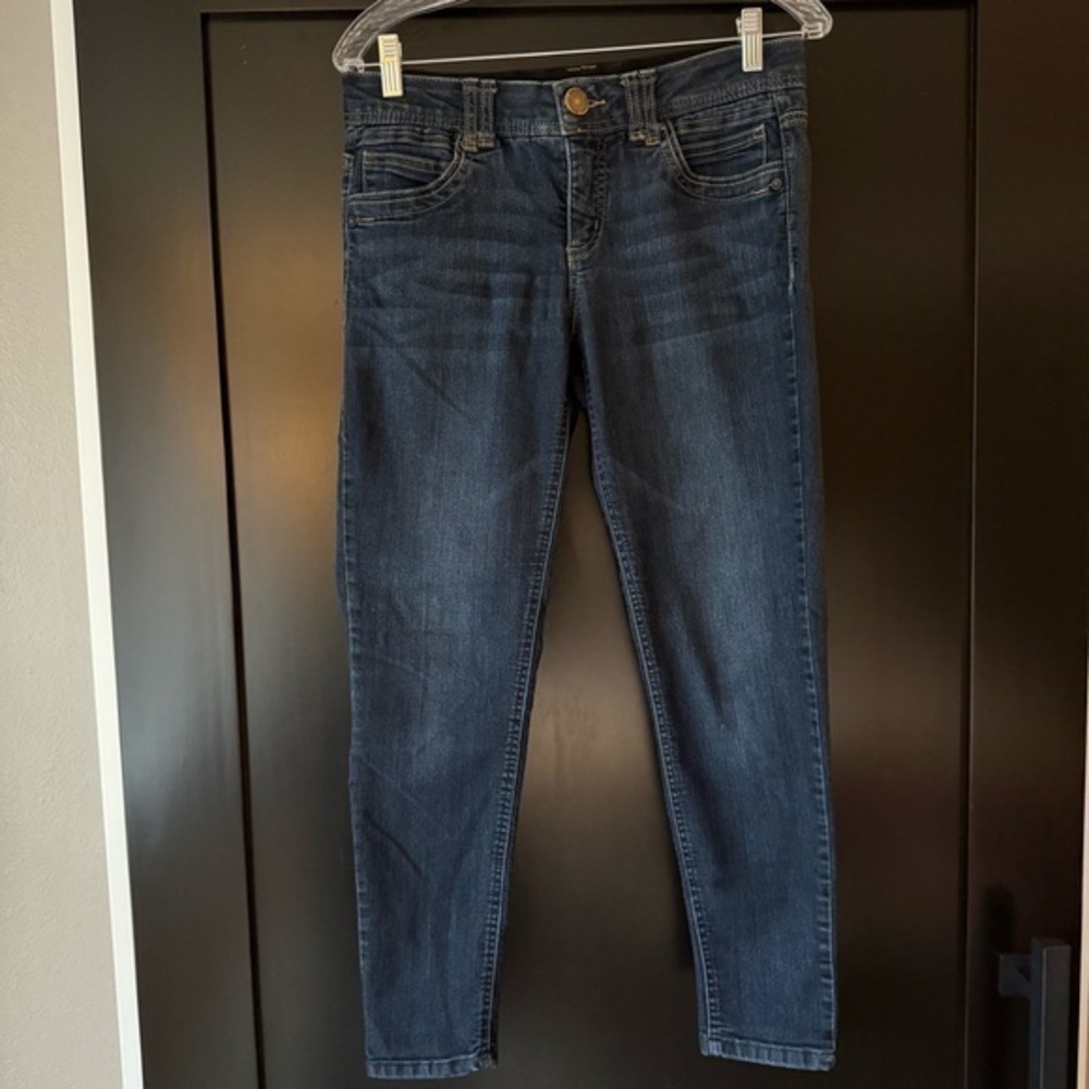 Democracy Ab-technology women’s size 6 dark wash skinny jeans